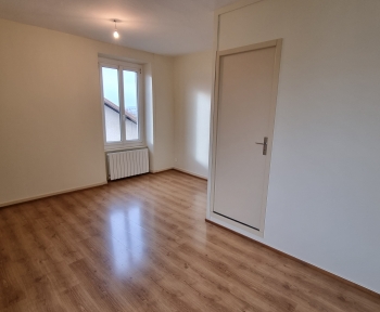 Location Appartement 2 pièces Pontarlier (25300) - Rue de Besançon