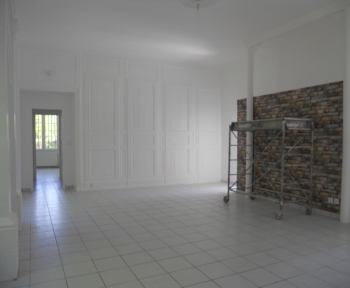 Location Appartement avec terrasse 4 pièces Fagnières (51510) - 5 rue Général Leclerc